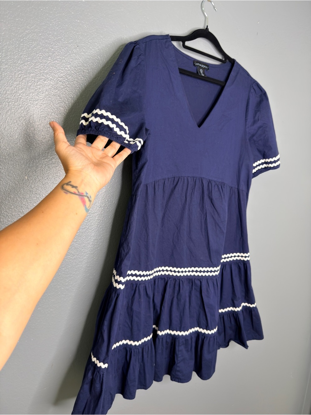 Cynthia Rowley Coastal Cotton Navy V-Neck Tiered White Ric Rac Trim Dress Large